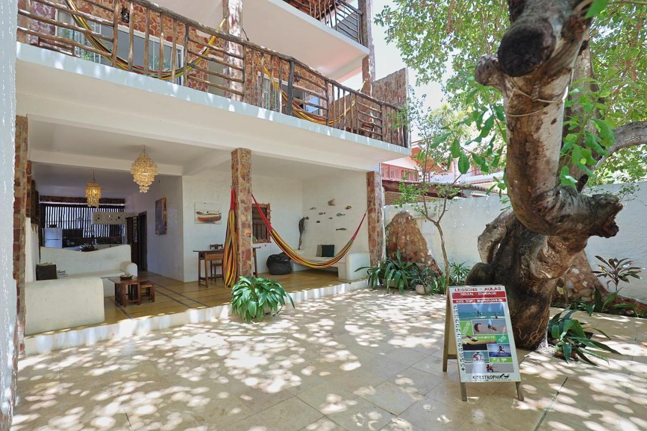 Отель Jerizz House Жижока-ди-Жерикуакуара Экстерьер фото